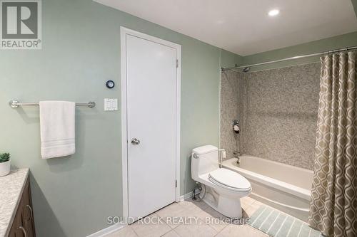 1 Bennett Street, Ottawa, ON - Indoor Photo Showing Bathroom