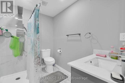 E30 - 110 Activa Avenue, Kitchener, ON - Indoor Photo Showing Bathroom