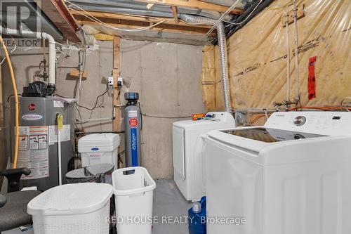 E30 - 110 Activa Avenue, Kitchener, ON - Indoor Photo Showing Other Room