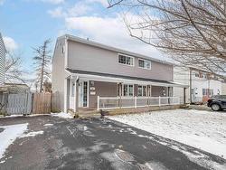 24 Roblea Drive  Dartmouth, NS B2W 1Y7