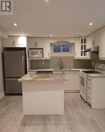 Lower - 46 Willowbrook Road, Markham, ON - Indoor Photo Showing Kitchen