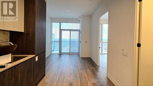 3709 - 8 Interchange Way, Vaughan, ON - Indoor Photo Showing Other Room