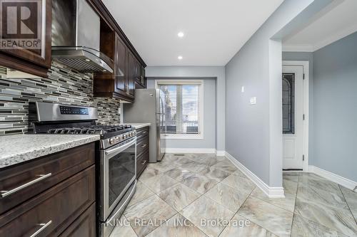 3 Nottawasaga Crescent, Brampton, ON - Indoor Photo Showing Kitchen