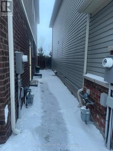 Lower Unit - 46 Old Cleeve Crescent, Brampton, ON - Outdoor With Exterior