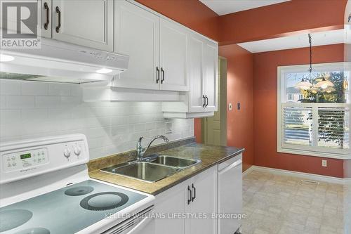 26 - 1845 Aldersbrook Road, London North (North F), ON - Indoor Photo Showing Kitchen With Double Sink