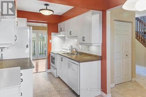 26 - 1845 Aldersbrook Road, London North (North F), ON - Indoor Photo Showing Kitchen With Double Sink