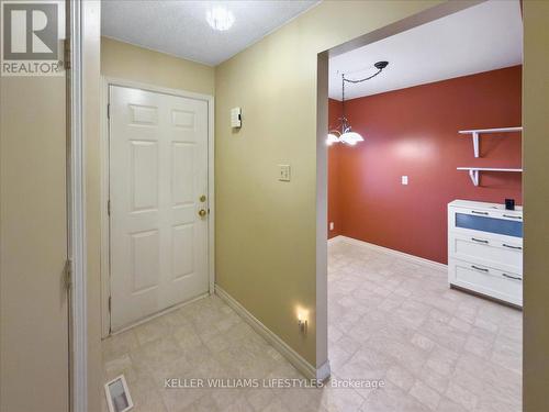 26 - 1845 Aldersbrook Road, London North (North F), ON - Indoor Photo Showing Other Room