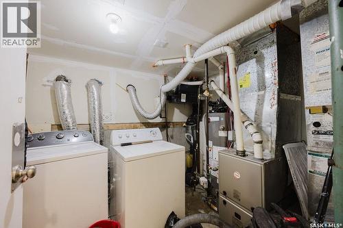 337 U Avenue S, Saskatoon, SK - Indoor Photo Showing Laundry Room