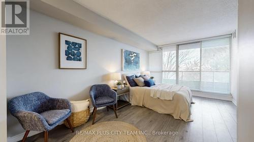 414 - 1890 Valley Farm Road, Pickering, ON - Indoor Photo Showing Bedroom