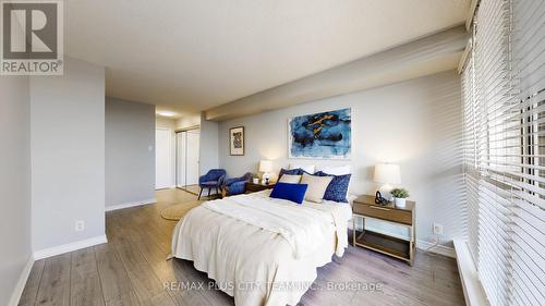 414 - 1890 Valley Farm Road, Pickering, ON - Indoor Photo Showing Bedroom