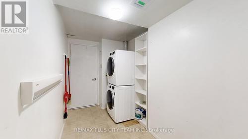 414 - 1890 Valley Farm Road, Pickering, ON - Indoor Photo Showing Laundry Room