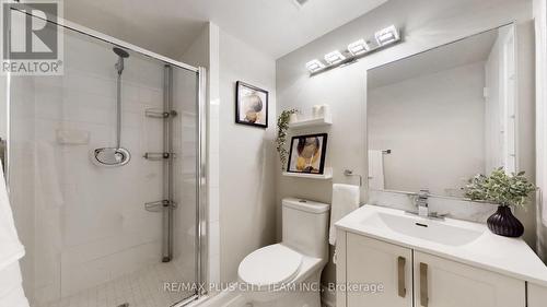 414 - 1890 Valley Farm Road, Pickering, ON - Indoor Photo Showing Bathroom