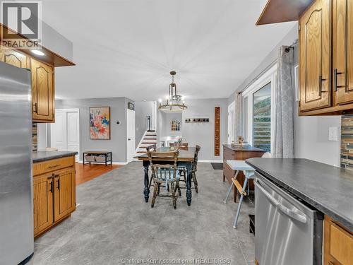 48 Alpine Avenue, Chatham, ON - Indoor