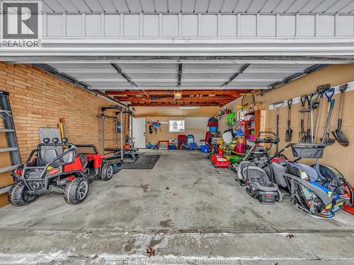 48 Alpine Avenue, Chatham, ON - Indoor Photo Showing Garage