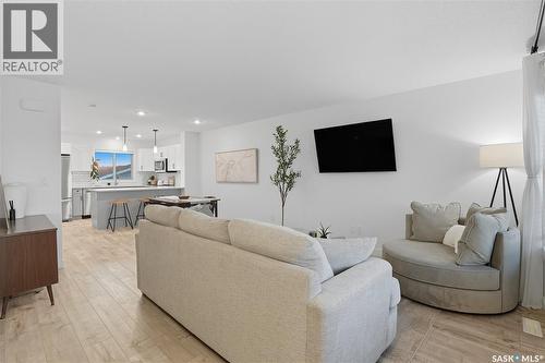 304 Mcormond Drive, Saskatoon, SK - Indoor Photo Showing Living Room