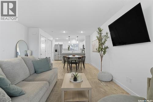 304 Mcormond Drive, Saskatoon, SK - Indoor Photo Showing Living Room