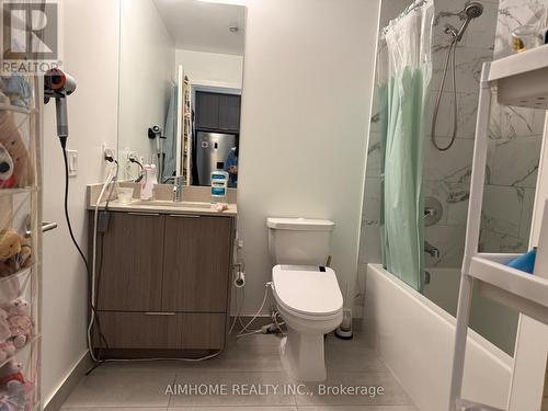 219 - 36 Forest Manor Road, Toronto, ON - Indoor Photo Showing Bathroom