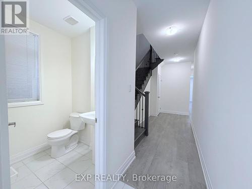 20 Daffodil Road, Springwater, ON - Indoor Photo Showing Bathroom