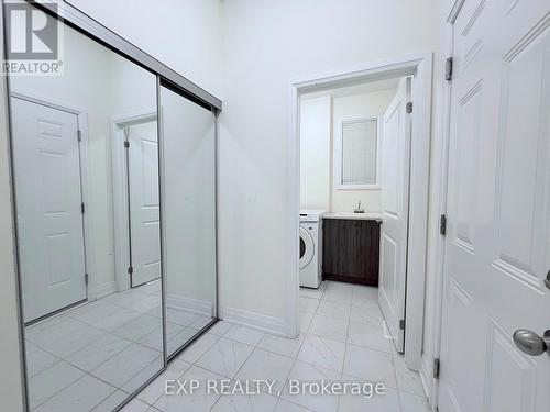 20 Daffodil Road, Springwater, ON - Indoor Photo Showing Other Room