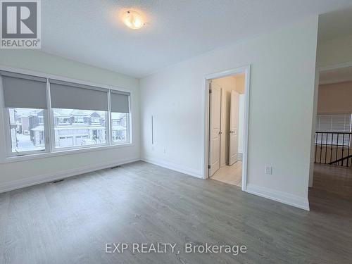 20 Daffodil Road, Springwater, ON - Indoor Photo Showing Other Room
