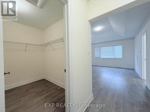 20 Daffodil Road, Springwater, ON - Indoor