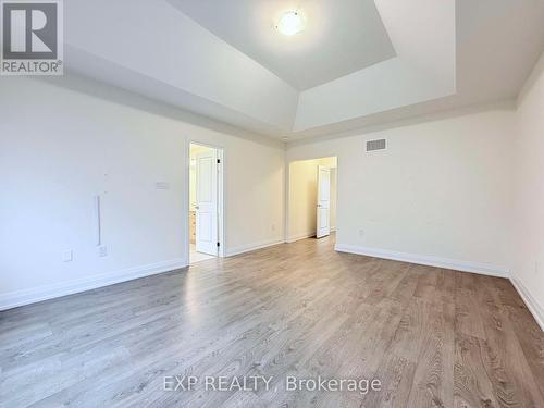 20 Daffodil Road, Springwater, ON - Indoor Photo Showing Other Room