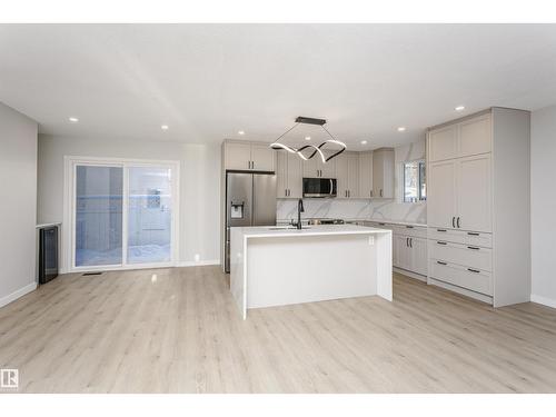 67 Lambert Cr, St. Albert, AB - Indoor Photo Showing Kitchen With Upgraded Kitchen