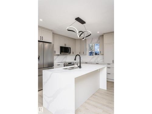 67 Lambert Cr, St. Albert, AB - Indoor Photo Showing Kitchen