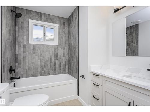 67 Lambert Cr, St. Albert, AB - Indoor Photo Showing Bathroom