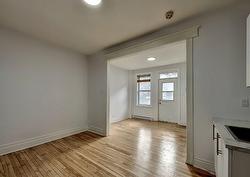 5196 Rue Rivard  Montréal (Le Plateau-Mont-Royal), QC H2J 2P1