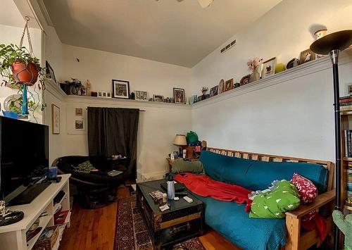 Salon - 5196 Rue Rivard, Montréal (Le Plateau-Mont-Royal), QC - Indoor Photo Showing Other Room