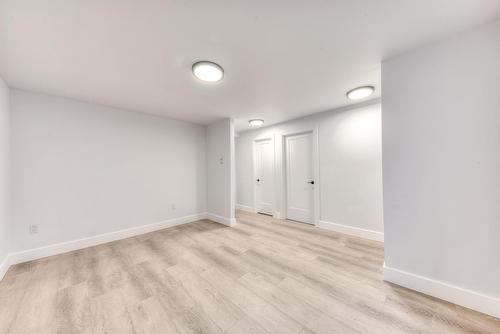 Living room - 5380 Rue Chambord, Montréal (Le Plateau-Mont-Royal), QC - Indoor Photo Showing Other Room