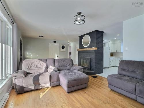 225 2 Highway, Brookfield, NS 