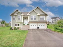 15 LILY Court  Stratford, PE C1B 0H6