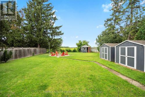 6295 Guelph Line, Burlington, ON - Outdoor With Backyard