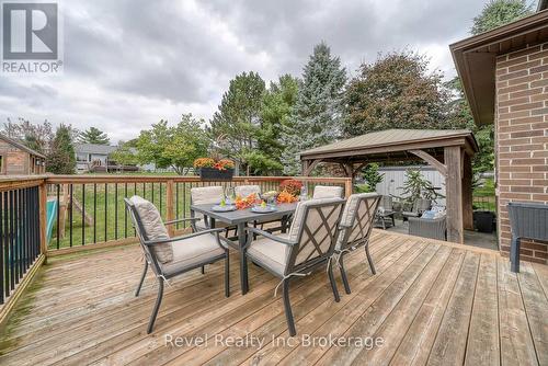 2 Brookfield Court, Ingersoll (Ingersoll - South), ON - Outdoor With Deck Patio Veranda With Exterior