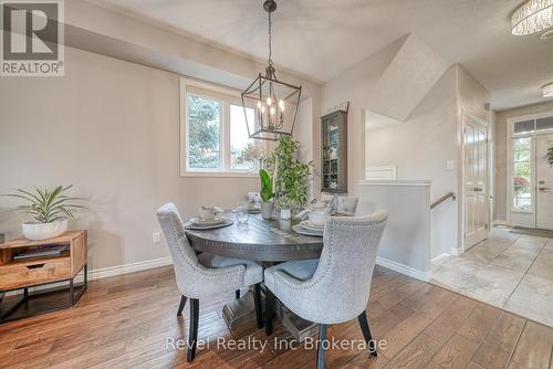 2 Brookfield Court, Ingersoll (Ingersoll - South), ON - Indoor Photo Showing Dining Room