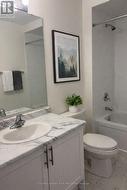 VIRTUALLY STAGED - 4pc 2nd floor bathroom - 