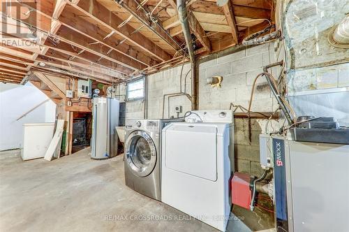 9 Euclid Avenue, Toronto, ON - Indoor Photo Showing Laundry Room