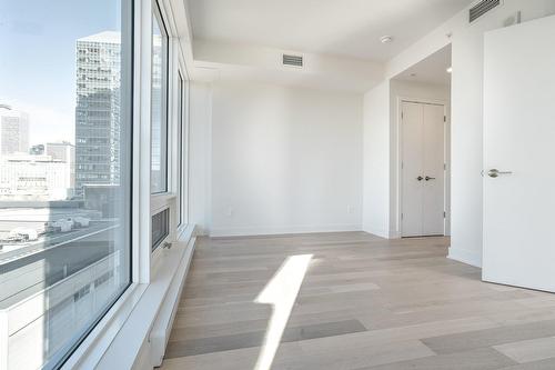 Bedroom - 713-1288 Rue St-Antoine O., Montréal (Ville-Marie), QC - Indoor Photo Showing Other Room