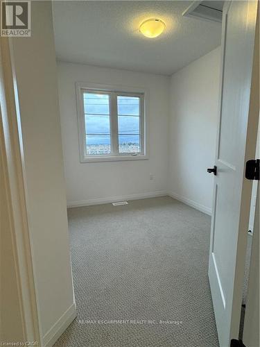 23 - 120 Court Drive, Brant, ON - Indoor Photo Showing Other Room