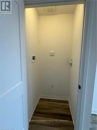 23 - 120 Court Drive, Brant, ON - Indoor Photo Showing Other Room