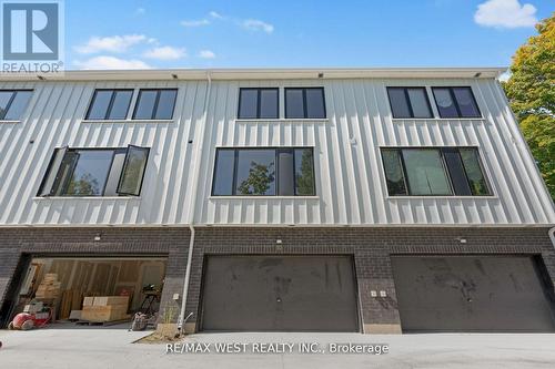 10 Rainwater Lane, Barrie, ON - Outdoor