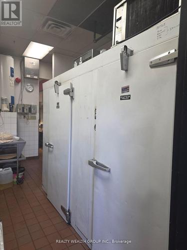 6550 Meadowvale Town Centre, Mississauga, ON 