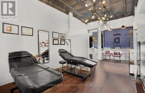 232 King Street W, Hamilton, ON 