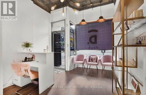 232 King Street W, Hamilton, ON 