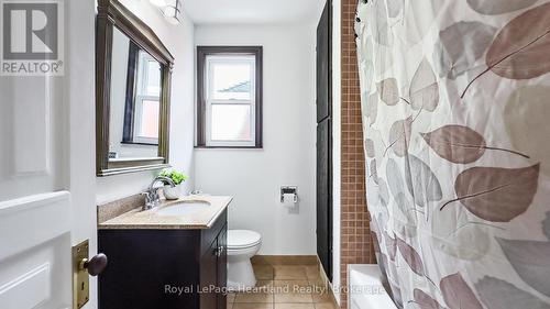132 Elgin Avenue E, Goderich (Goderich (Town)), ON - Indoor Photo Showing Bathroom