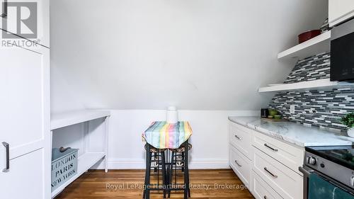 132 Elgin Avenue E, Goderich (Goderich (Town)), ON - Indoor