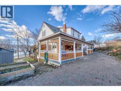 306 10th Avenue N  Creston, BC V0B 1G0