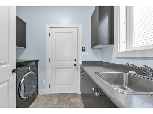 21019 80B Avenue, Langley, BC - Indoor Photo Showing Laundry Room